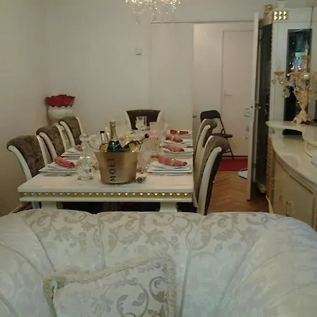 3-bedroom Royal At Chateau Versailles Apartment