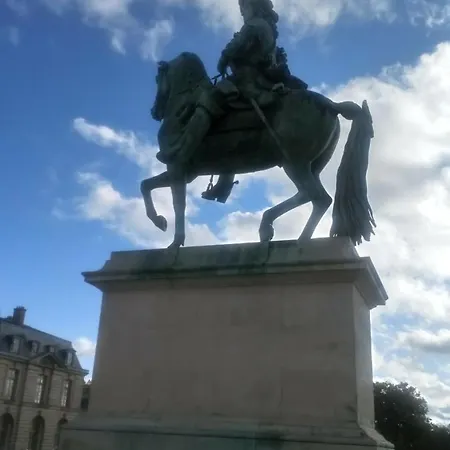 3-bedroom Royal At Chateau Versailles * Le Chesnay (Yvelines)